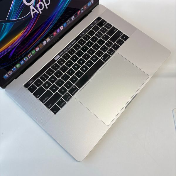 MacBook Pro 15&rsquo;&rsquo; 2018, i7 16 / 512GB + 4GB (A1990), АКБ 78% 2000000114057 фото