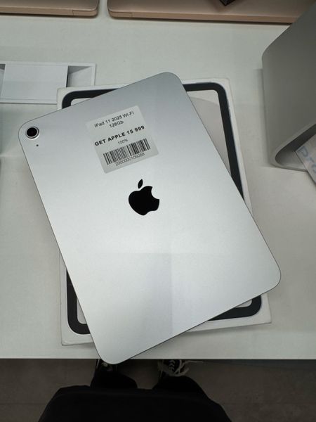 іPad 11Gen 10.9&rsquo;&rsquo;, 2025, 128GB, Wi-Fi, (А3354), АКБ 100% "Silver"  2000000109268 фото
