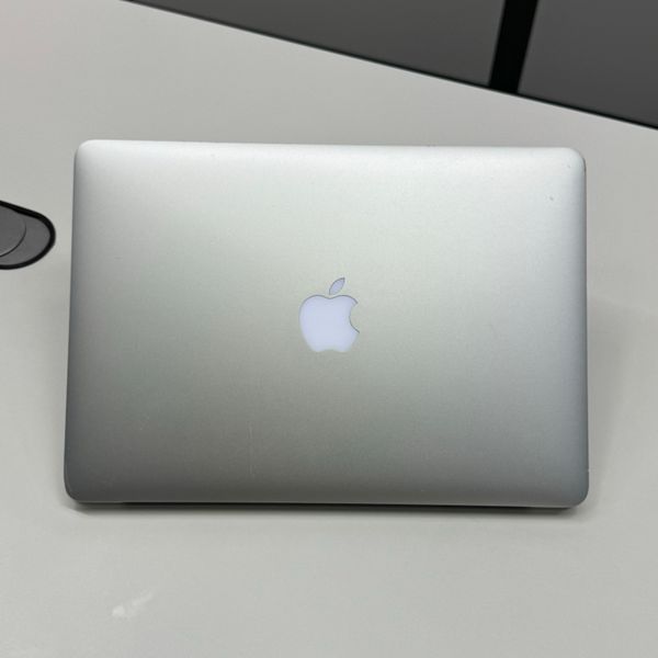 MacBook Air 13&rsquo;&rsquo; 2013, i5 4 / 128GB (A1466) АКБ 85% 2000000103587 фото