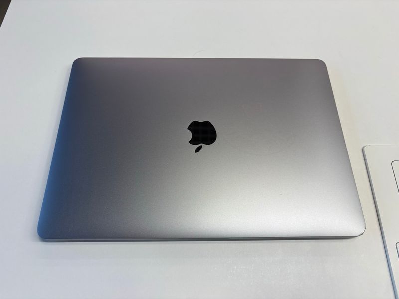 MacBook Pro 13&rsquo;&rsquo; 2018, i5 8 / 256GB (A1989), АКБ 100% 2000000106953 фото