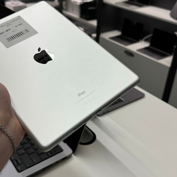 iPad 7Gen 10.2&rsquo;&rsquo;, 2019, 32GB, WI-FI, (A2200), АКБ 90% "Silver" 2000000099682 фото