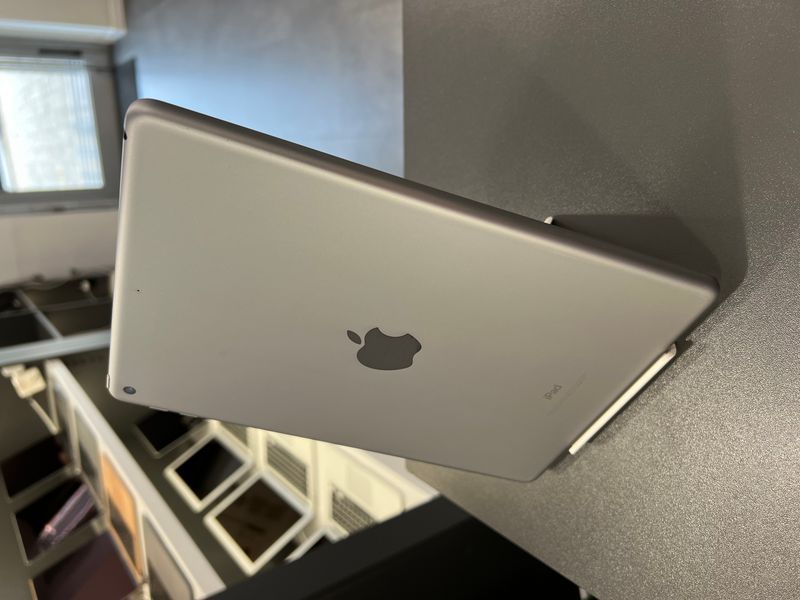 iPad 6Gen 9.7&rsquo;&rsquo;, 2018, 32GB, WI-FI, (A1954), АКБ 93% "Space Gray" 2000000099538 фото
