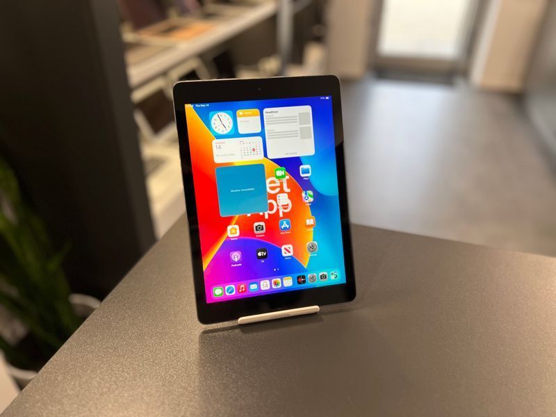 iPad 6Gen 9.7&rsquo;&rsquo;, 2018, 32GB, WI-FI, (A1954), АКБ 93% "Space Gray" 2000000099538 фото