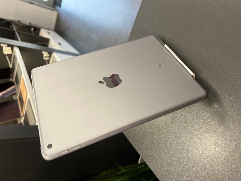 iPad 6Gen 9.7&rsquo;&rsquo;, 2018, 32GB, WI-FI, (A1954), АКБ 93% "Space Gray" 2000000099538 фото