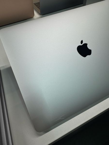 MacBook Air 13&rsquo;&rsquo; 2019, i5 8 / 128GB (A1932) АКБ 80% 2000000110295 фото