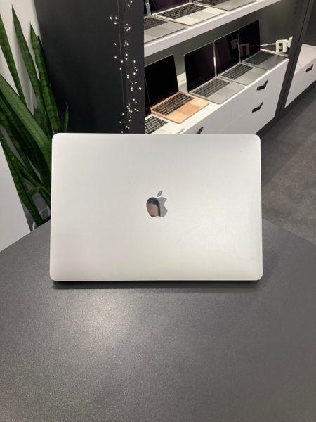 MacBook Air 13’’ 2020, М1 8 / 256GB (A2337) АКБ 92% 2000000069920 фото MacBook Air 13’’ 2020, М1 8 / 256GB (A2337) АКБ 92% 2000000069920 фото