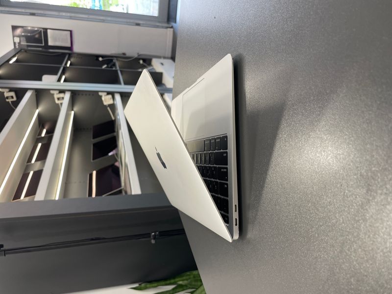 MacBook Air 13&rsquo;&rsquo; 2019, i5 8 / 128GB (A1932) АКБ 79% 2000000095004 фото