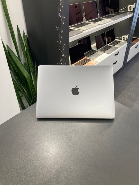 MacBook Pro 13&rsquo;&rsquo; 2020, M1 8 / 256GB (А2338) АКБ 96% 2000000055220 фото