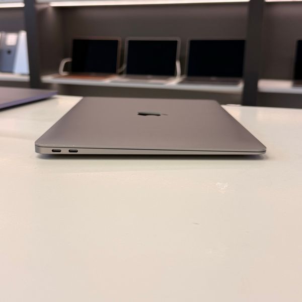 MacBook Air 13&rsquo;&rsquo; 2018, i5 8 / 128GB (A1932) АКБ 87% 2000000103242 фото