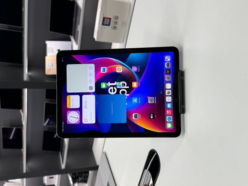 іPad Air 5Gen 10.9&rsquo;&rsquo;, 2022, М1, 64GB, Wi-Fi+LTE, (А2589), АКБ 86%, "Space Gray" 2000000095554 фото