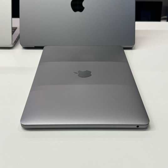 MacBook Pro 13'' 2019, i5 8 / 256GB (A2159), АКБ 82% - купить в