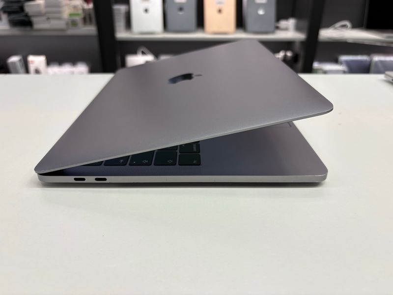 MacBook Pro 13&rsquo;&rsquo; 2019, i5 8 / 256GB (A2159), АКБ 100% 2000000114088 фото