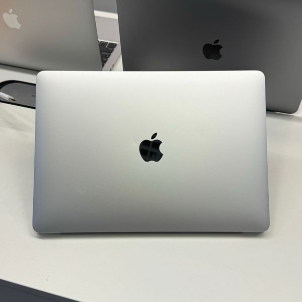 MacBook Air 13&rsquo;&rsquo; 2020, i3 8/ 256GB (A2179) АКБ 100% 2000000105222 фото