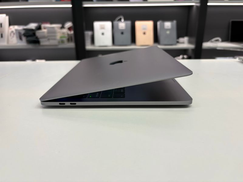 MacBook Pro 13&rsquo;&rsquo; 2019, i5 8 / 256GB (A2159), АКБ 100% 2000000114033 фото