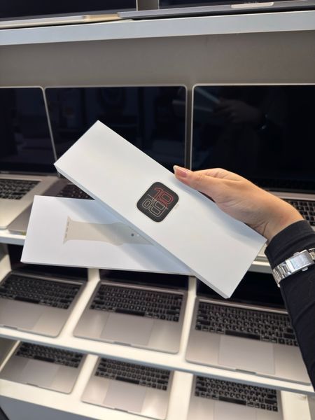 Apple Watch SE (3 Gen.),40mm&rsquo;&rsquo;, 2025, GPS, "Starlight Case" NEW 2000000120997 фото