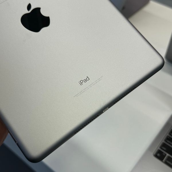 iPad 5Gen 9.7&rsquo;&rsquo;, 2017, 32GB, WI-FI + LTE, (А1822), АКБ 93% "Space Gray" 2000000096315 фото