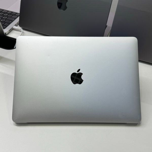MacBook Air 13&rsquo;&rsquo; 2020, М1 8 / 512GB (A2337) АКБ 90% 2000000100791 фото