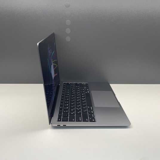 MacBook Air 13'' 2020, М1 8 / 256GB (A2337) АКБ 85% - купить в