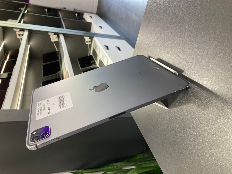 iPad Pro 2Gen 11&rsquo;&rsquo; 2020, 128GB, WI-FI+LTE, (A2068), АКБ 83% " Space Grey" 2000000104799 фото