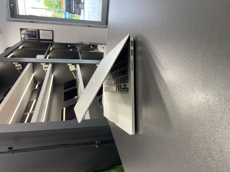 MacBook Pro 13&rsquo;&rsquo; 2015, i5 8 / 256GB (А1502) АКБ 85% 2000000096520 фото