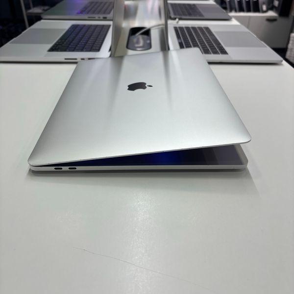 MacBook Pro 15&rsquo;&rsquo; 2019, i7 16 / 512GB + 4GB (A1990), АКБ 84% 2000000118635 фото