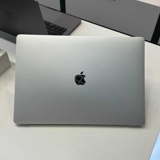 MacBook Pro 16'' 2019, i7 16 / 512GB + 4GB (A2141), АКБ 84