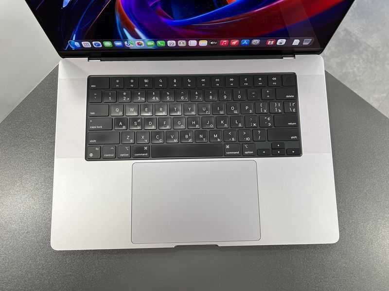 MacBook Pro 16&rsquo;&rsquo; 2021, M1 Pro 16GB / 10CPU - 16GPU / 512GB (А2485) АКБ 82% 2000000106830 фото