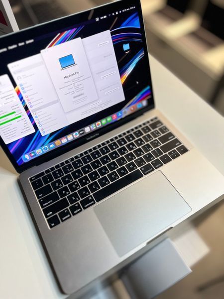 MacBook Pro 13&rsquo;&rsquo; 2017, i5 8 / 128GB (A1706), АКБ 90% 2000000093703 фото