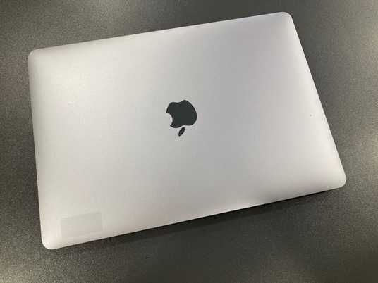MacBook Pro 13'' 2018, i5 8 / 256GB (A1989), АКБ 87% - купить в