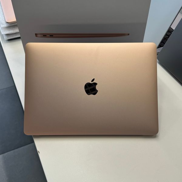 MacBook Air 13&rsquo;&rsquo; 2020, М1 8 / 256GB (A2337) АКБ 80% 2000000110592 фото