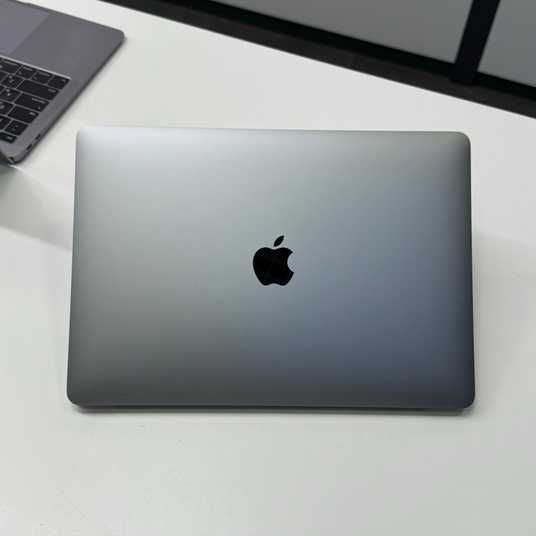 MacBook Pro 13'' 2020, M1 8 / 512GB (А2338) АКБ 81% - купити в