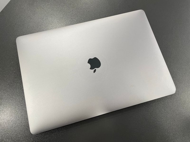MacBook Pro 15&rsquo;&rsquo; 2018, i9 32 / 1ТB + 4GB (A1990), АКБ 100% 2000000105208 фото