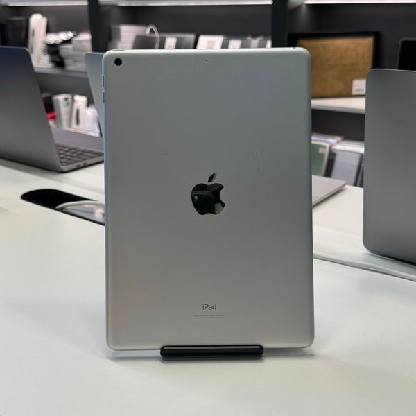 iPad 9Gen 10.2&rsquo;&rsquo;, 2021, 256GB, Wi-Fi, (A2602), АКБ 85% "Silver" Removed MDM  2000000112640 фото