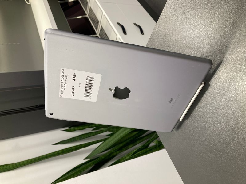 iPad 6Gen 9.7&rsquo;&rsquo;, 2018, 32GB, Wi-Fi, (А1893), АКБ 92% "Space Gray" 2000000099897 фото