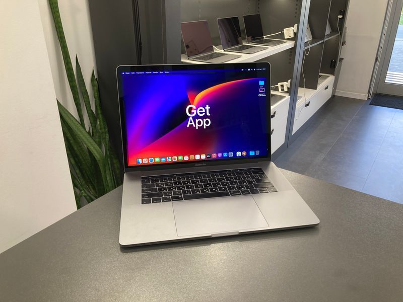 MacBook Pro 15&rsquo;&rsquo; 2016, i7 16GB / 256GB + 2GB (A1707) АКБ 85% 2000000095509 фото