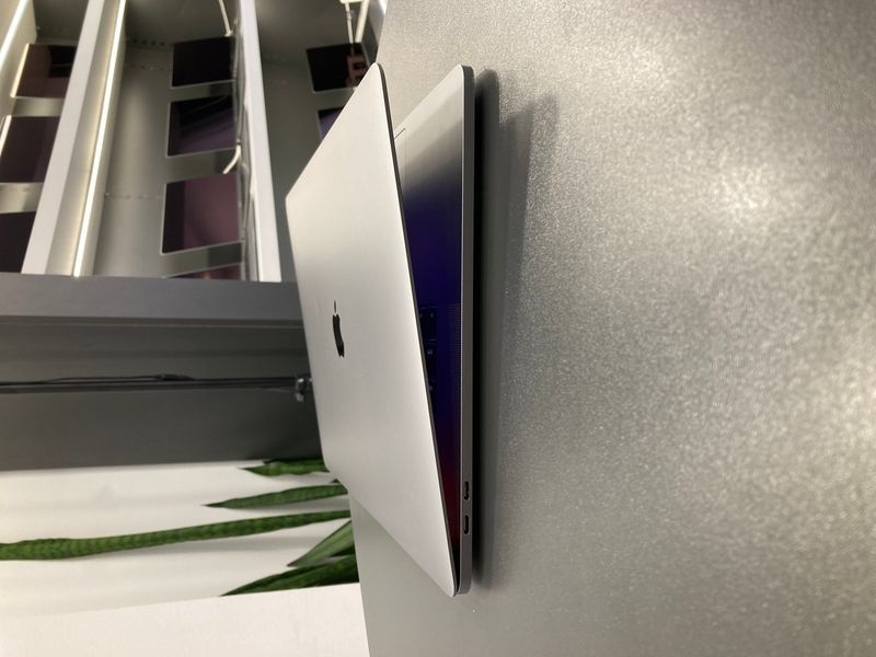 MacBook Pro 15&rsquo;&rsquo; 2016, i7 16GB / 256GB + 2GB (A1707) АКБ 85% 2000000095509 фото