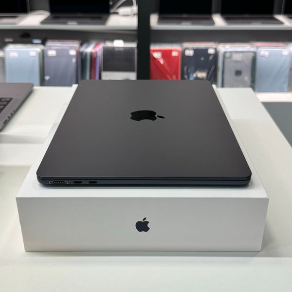 MacBook Air 13&rsquo;&rsquo; 2022, М2 8 / 256GB (A2681) АКБ 90% + BOX 2000000112718 фото