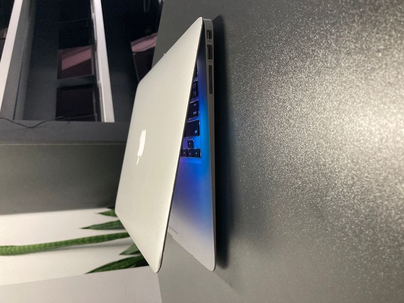 MacBook Air 13&rsquo;&rsquo; 2013, i5 8 / 128GB (A1466) АКБ 78% 2000000093840 фото