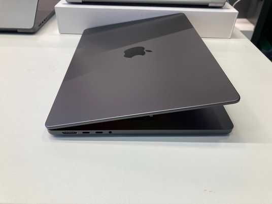 MacBook Pro 14'' 2023, M3 Max 36GB / 30 GPU - 14CPU / 1ТB (А2992