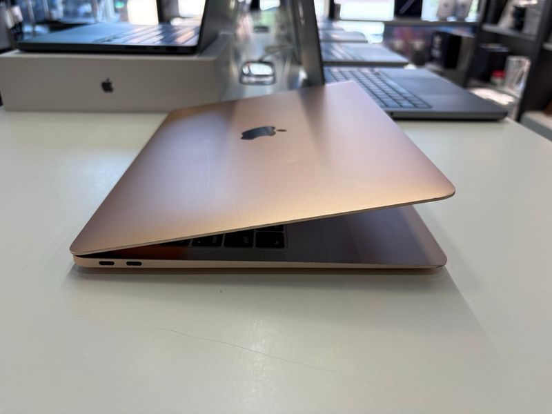 MacBook Air 13&rsquo;&rsquo; 2019, i5 8 / 128GB (A1932) АКБ 100% 2000000092287 фото