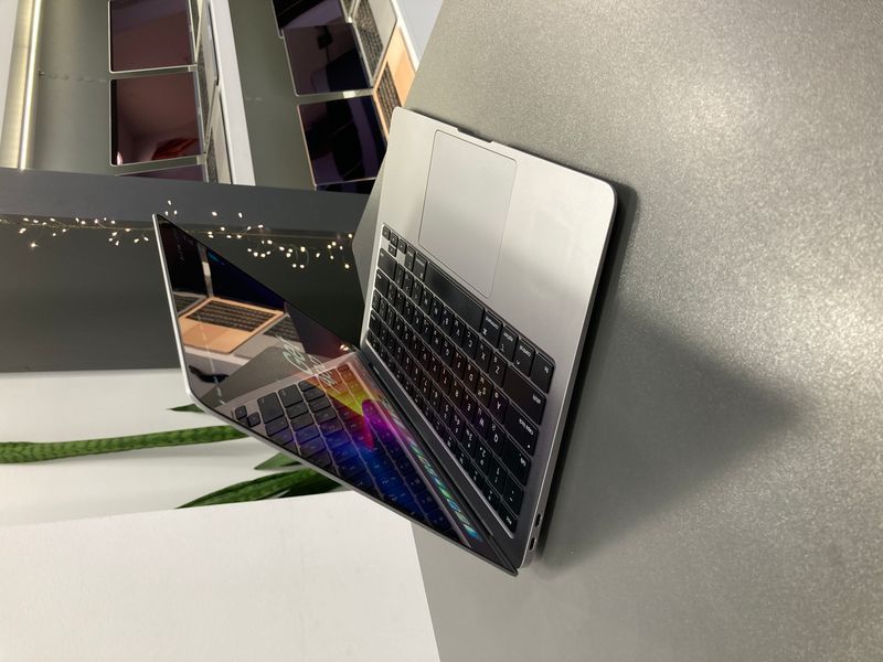 MacBook Air 13’’ 2020, і5 8 / 256GB (A2179) АКБ 81% 2000000089812 фото MacBook Air 13’’ 2020, і5 8 / 256GB (A2179) АКБ 81% 2000000089812 фото