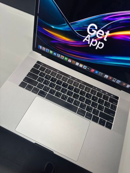 MacBook Pro 15&rsquo;&rsquo; 2018, i7 16 / 256GB + 4GB (A1990), АКБ 82% 2000000114071 фото