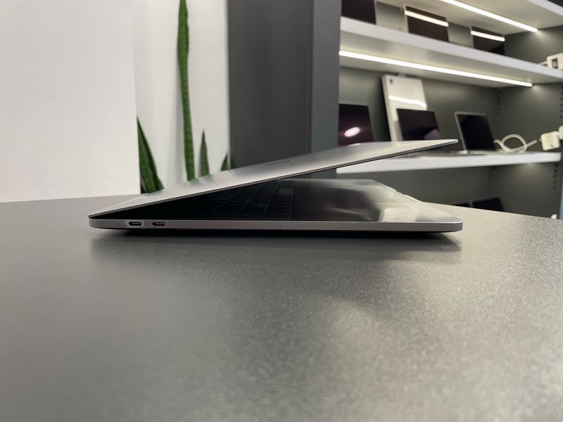 MacBook Pro 15&rsquo;&rsquo; 2018, i7 16 / 512GB + 4GB (A1990), АКБ 100% 2000000101903 фото