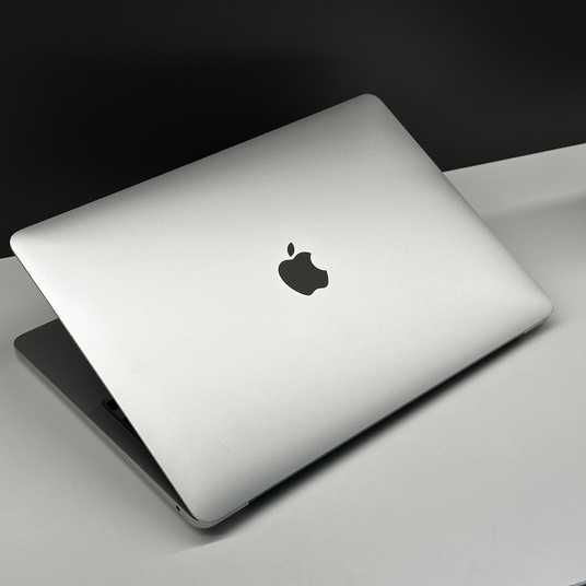 MacBook Pro 13'' 2022, M2 24 / 1ТВ (А2338) АКБ 96% - купить в