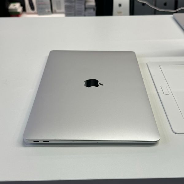 MacBook Air 13&rsquo;&rsquo; 2020, М1 8 / 256GB (A2337) АКБ 100% 2000000115061 фото