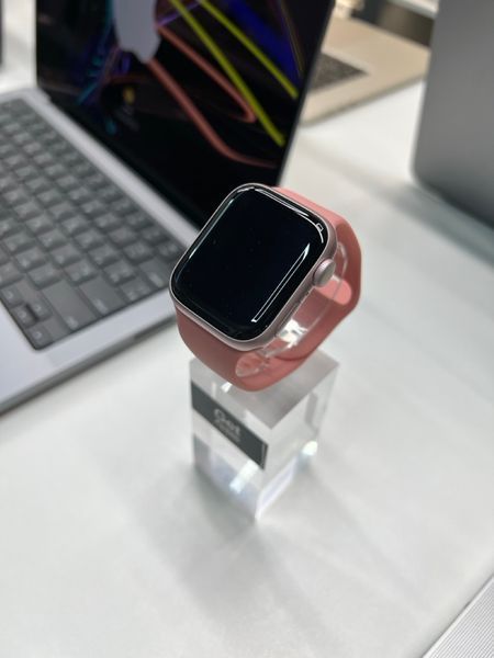 Apple Watch (9 Gen.), 41mm&rsquo;&rsquo;, 2023, GPS "Pink Aluminum Case" АКБ 90-100% 2000000079653 фото