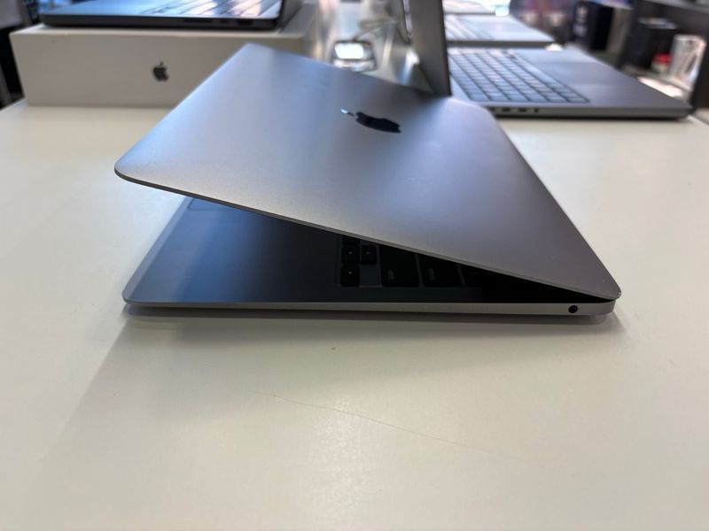 MacBook Air 13&rsquo;&rsquo; 2020, i3 8 / 128GB (A2179) АКБ 80% 2000000112213 фото