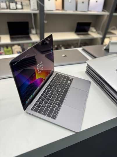 MacBook Air 13'' 2020, і5 8 / 512GB (A2179) АКБ 93% - купити в