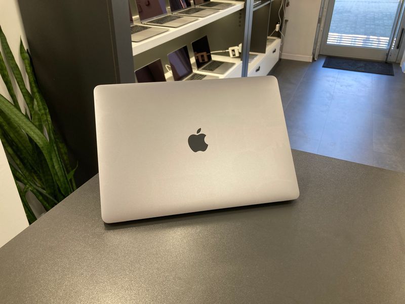 MacBook Pro 13&rsquo;&rsquo; 2019, i5 8 / 128GB (A2159), АКБ 100% 2000000099958 фото
