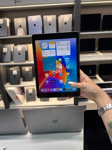 iPad 6Gen 9.7&rsquo;&rsquo;, 2018, 32GB, Wi-Fi, (А1893), АКБ 84% "Space Gray" 2000000104089 фото